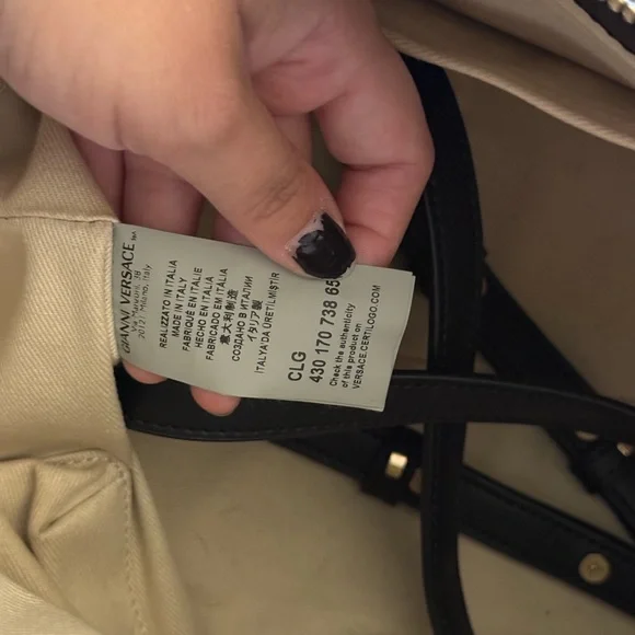 DISCOUNTED Versace LaMedusa tote bag - Picture 7 of 7